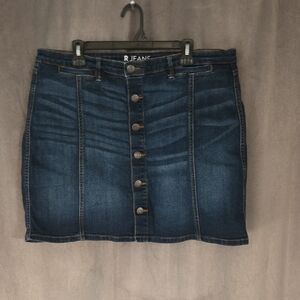 Stylish Denim Mini Skirt by R Jeans Size 34